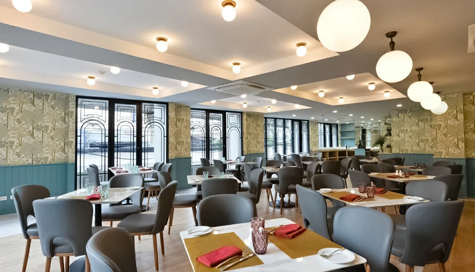 هتل آسترا ساتورن بانکوک